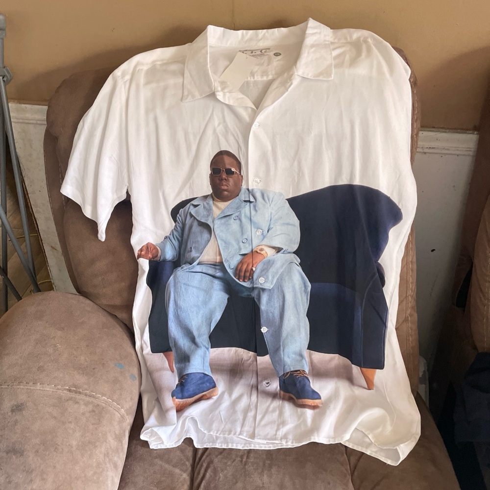 Mens The Notorious B.I.G. White Rayon Short sleeve Button Down Shirt Size Large